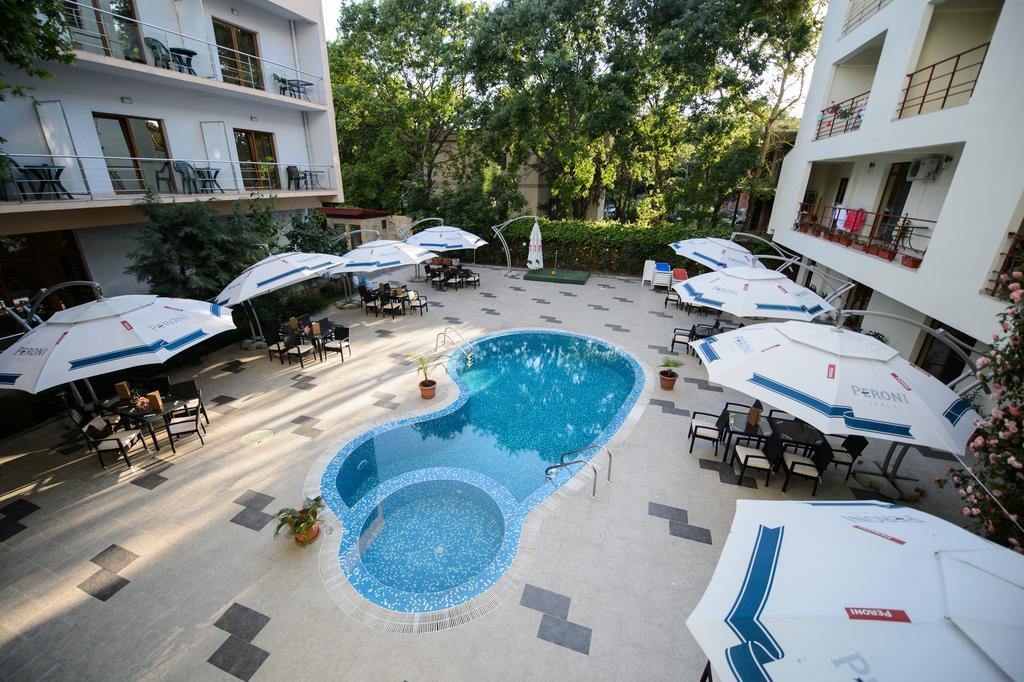 Holiday Olimp Hotel Exterior photo