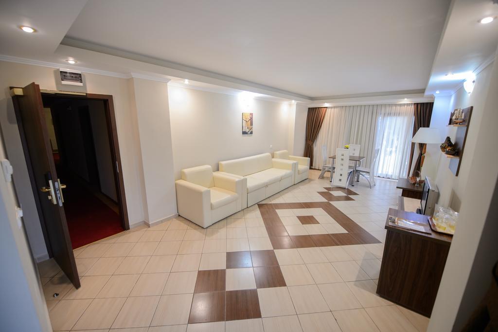 Holiday Olimp Hotel Room photo